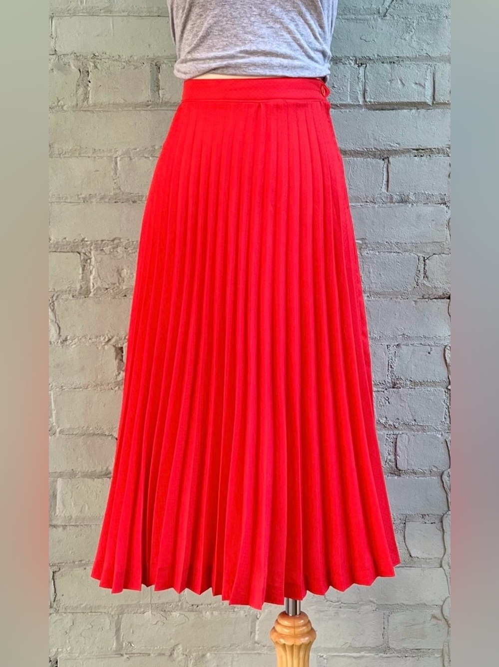 Vintage Accordion Pleat Orange Midi Skirt